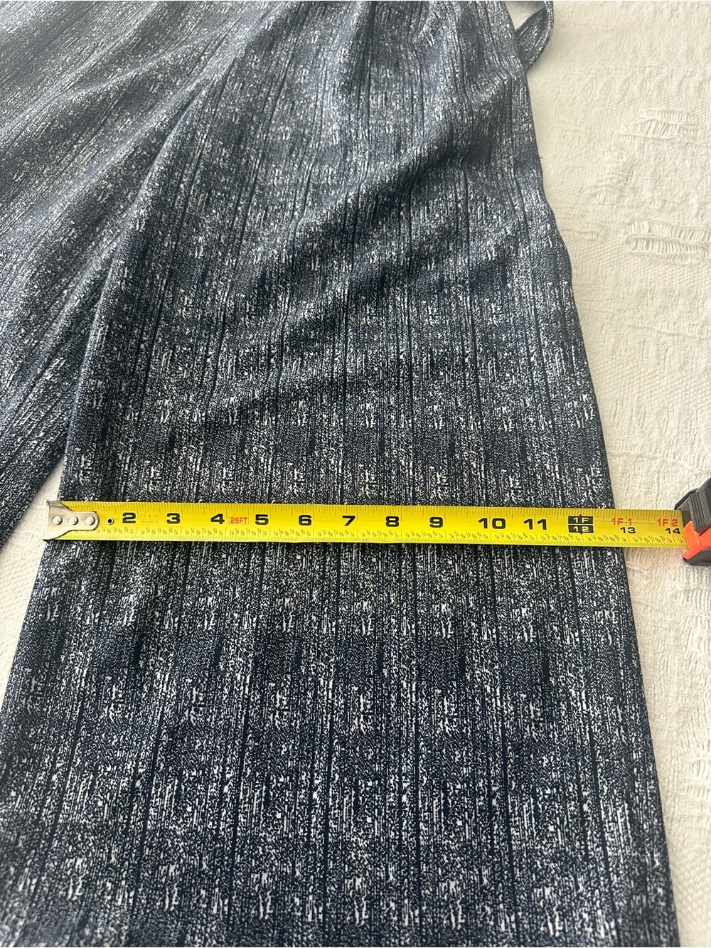 Calvin Klein Navy and White Knit V-Neck Top - Picture 5 of 5
